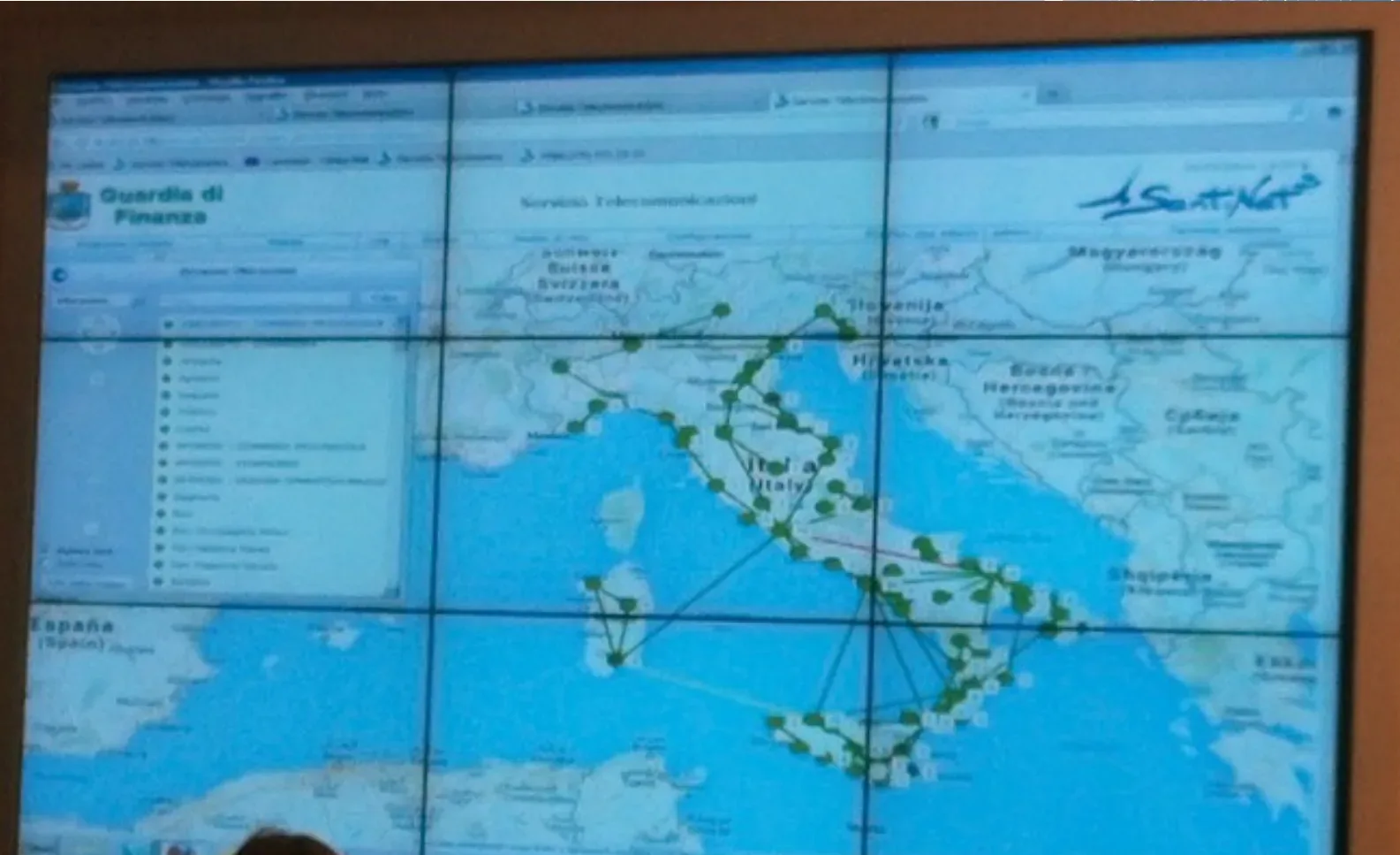 Videowall del Comando Generale della Guardia di Finanza con la mappa d’Italia della rete in Sentinet³